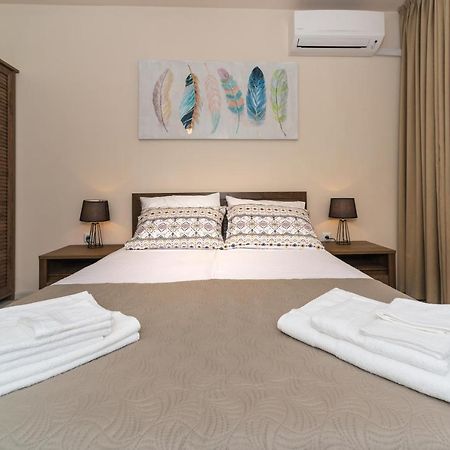 Alma Apartment - Stylish 1Bd Flat With Balcony By Flat Mаnager Plowdiw Exterior foto